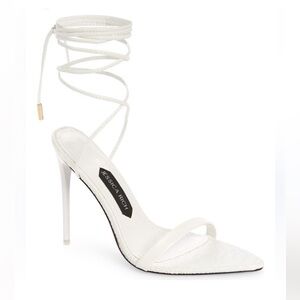 Jessica Rich White Strappy Heels